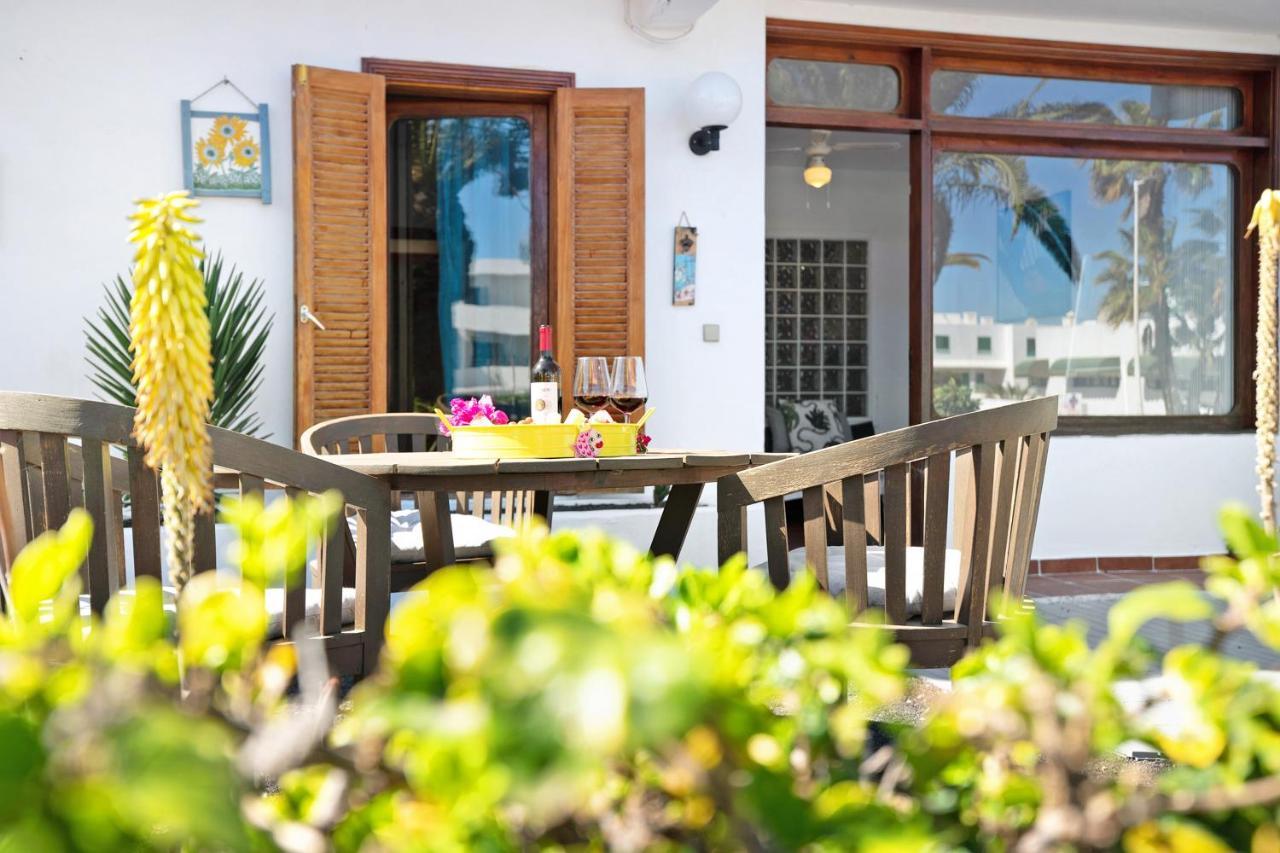 Isla And Ocean With Pool And Wifi Appartement Costa Teguise Buitenkant foto